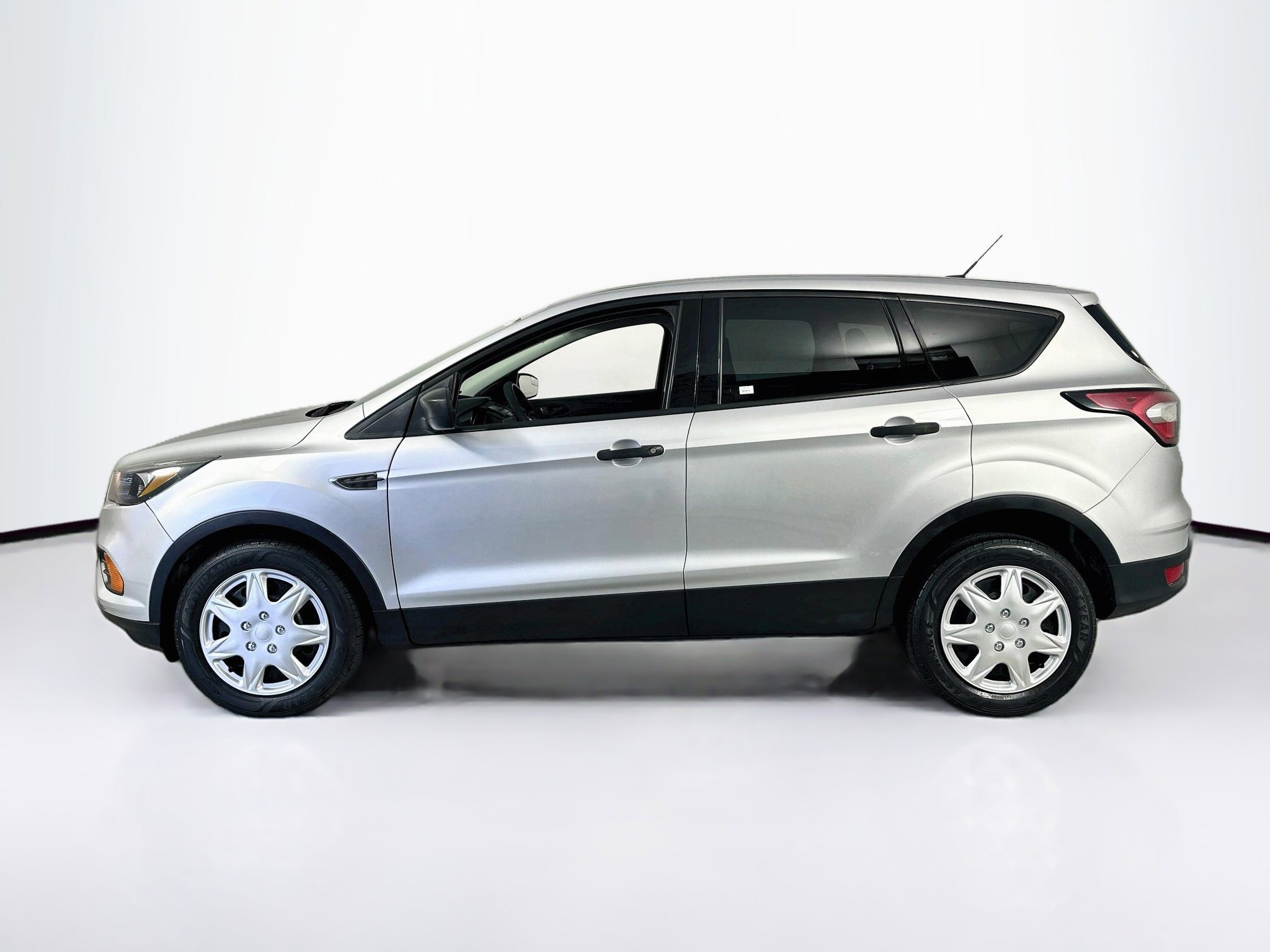 Used 2018 Ford Escape S FWD image 8