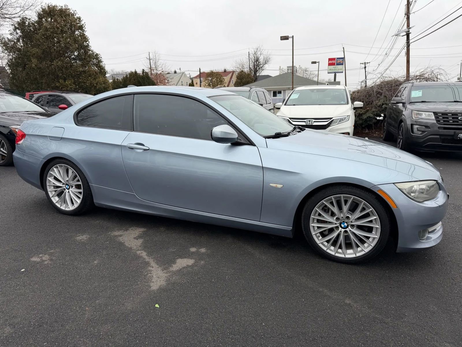 Used 2011 BMW 335i Coupe image 11