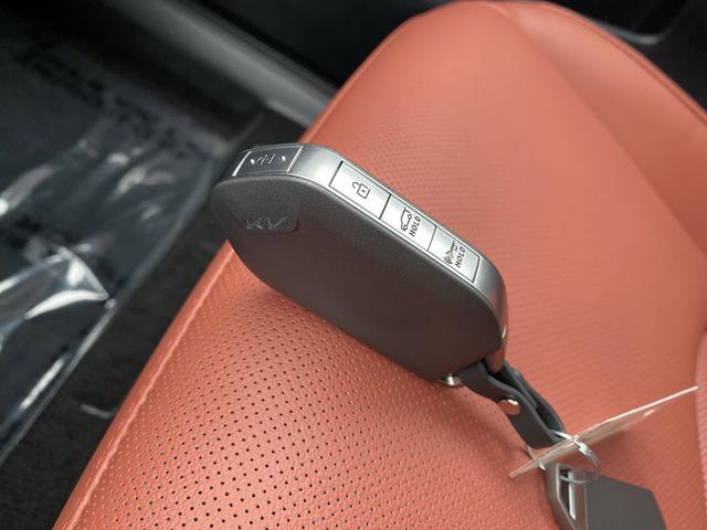 New 2026 Kia Sportage SX image 35