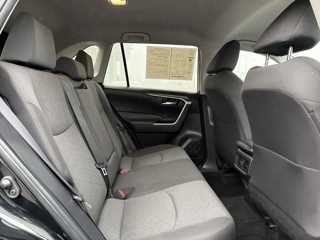 Used 2023 Toyota RAV4 XLE image 16