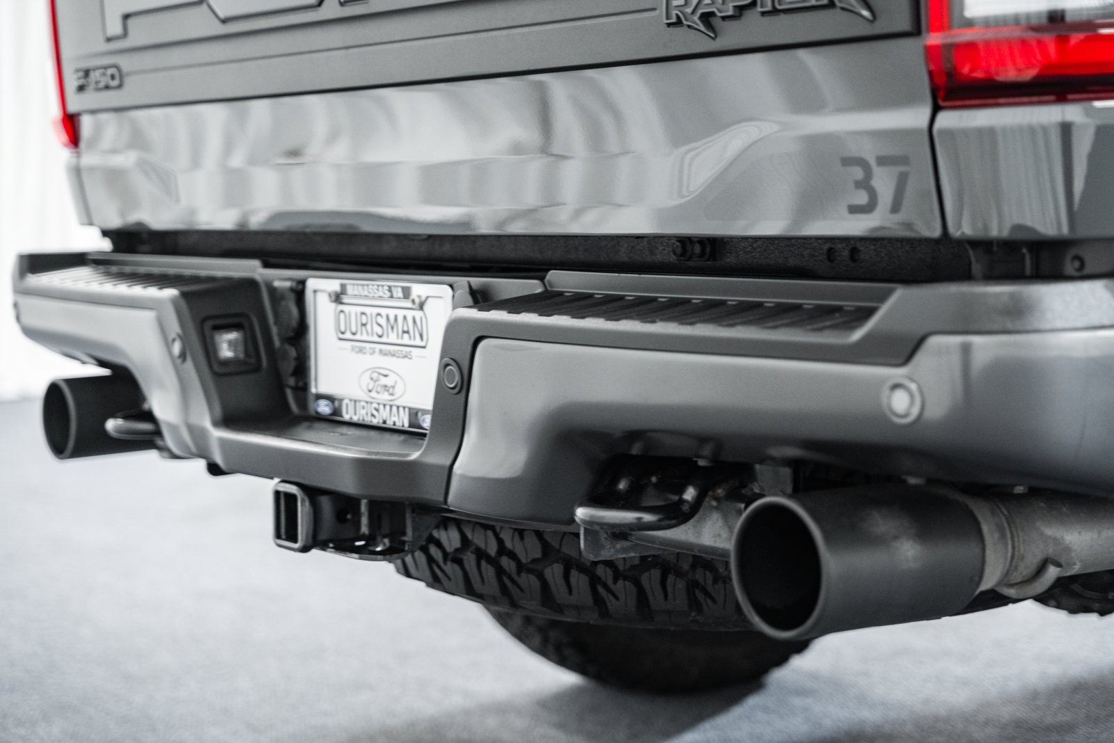 Used 2021 Ford F150 Raptor w/ Raptor 37 Performance Package AWD/4WD image 10
