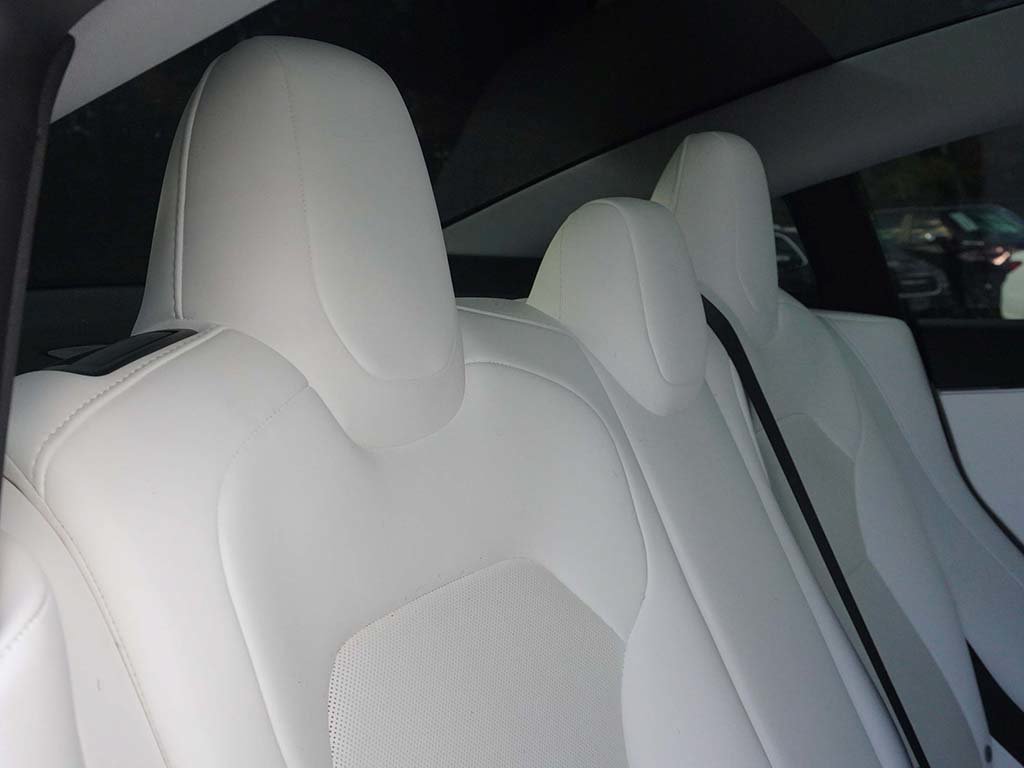 Used 2025 Tesla Model 3 Long Range RWD image 33