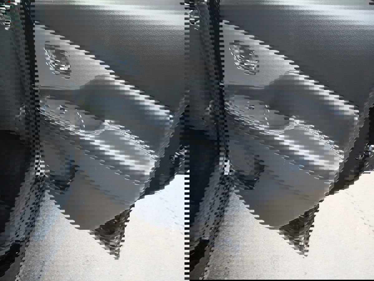 Used 2020 Nissan Murano SV image 27