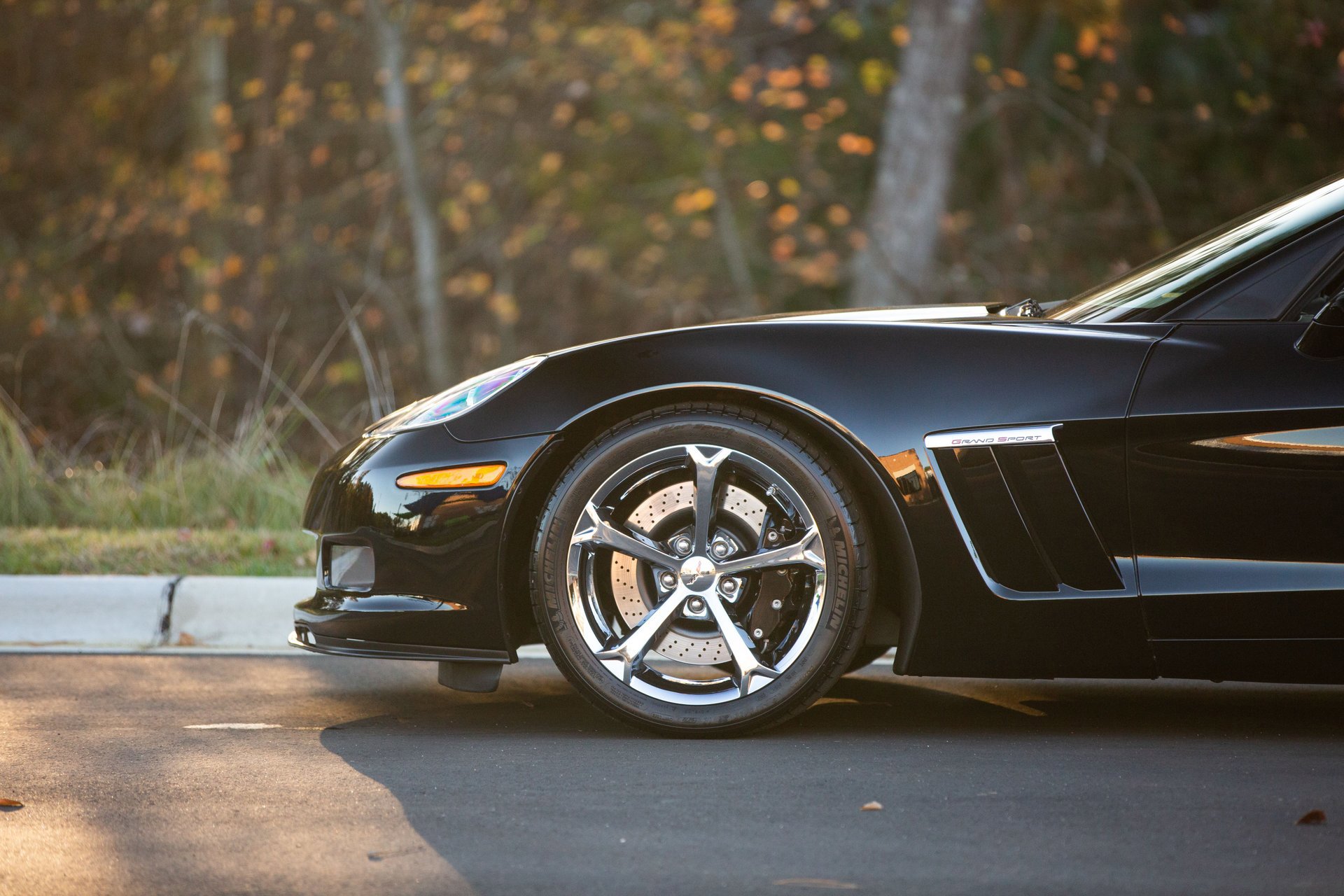 Used 2011 Chevrolet Corvette Grand Sport w/ Preferred Equipment Group image 5