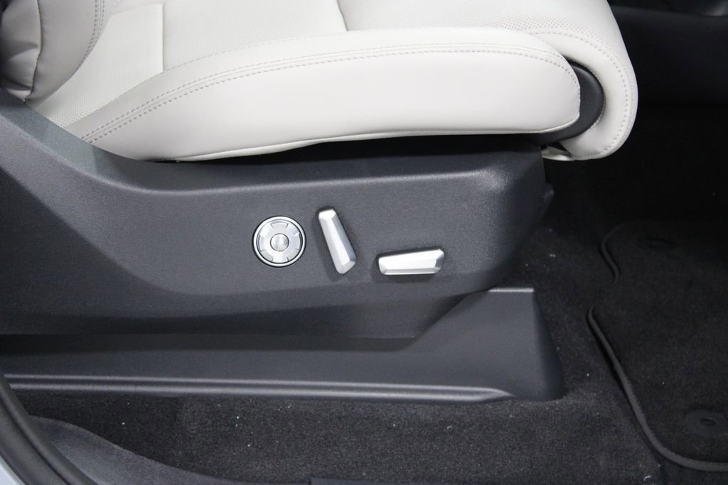 New 2026 Lincoln Navigator Reserve image 28