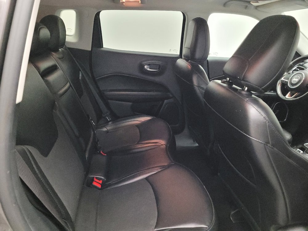 Used 2019 Jeep Compass Altitude FWD image 19