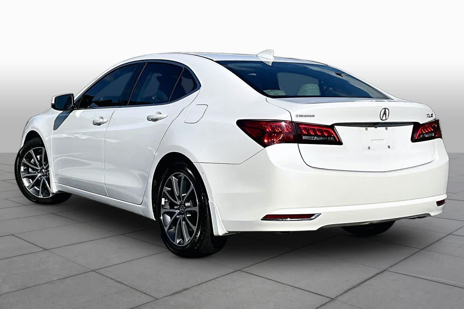 Used 2016 Acura TLX w/ Technology Package FWD image 12