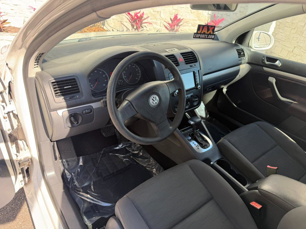 Used 2009 Volkswagen Rabbit S image 22