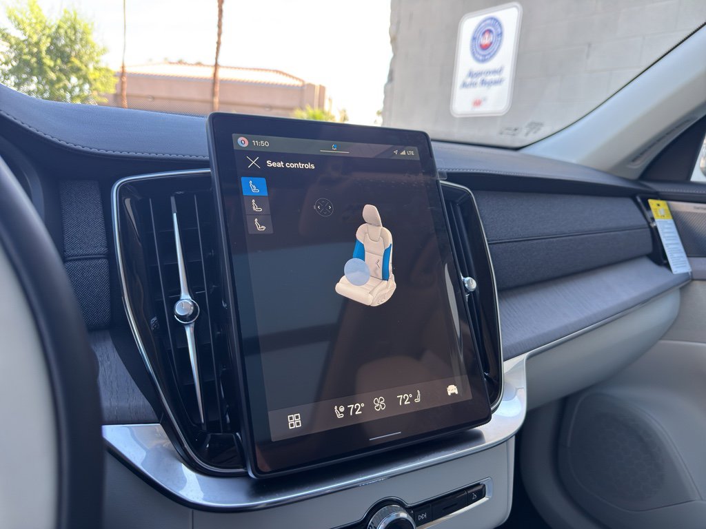 New 2026 Volvo XC90 T8 Ultra w/ Protection Package Premier image 27