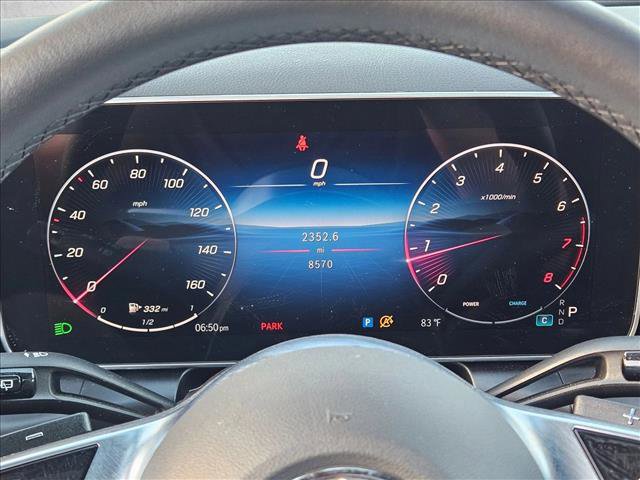 Used 2025 Mercedes-Benz GLC 300 image 11