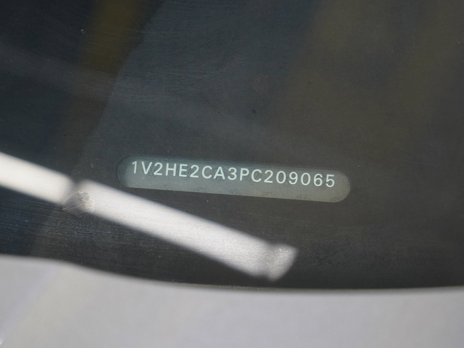 Used 2023 Volkswagen Atlas Cross Sport SE image 32