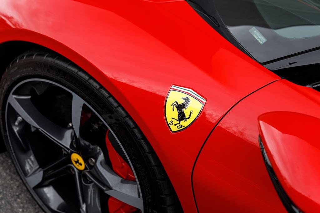 Used 2021 Ferrari SF90 Stradale image 10