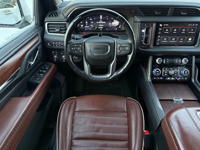 Used 2023 GMC Yukon XL Denali Ultimate image 28