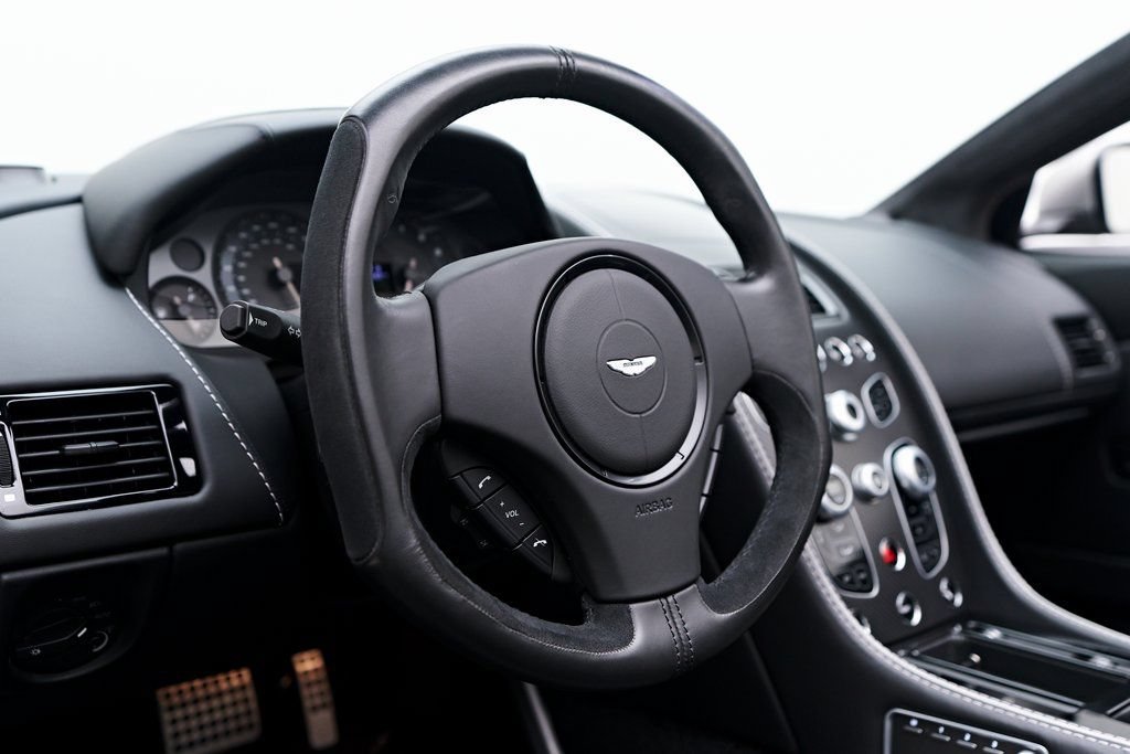 Used 2016 Aston Martin DB9 GT RWD image 58