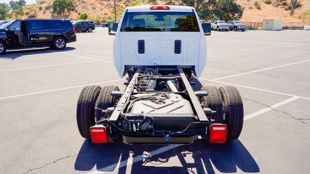 New 2026 GMC Sierra 3500 Pro w/ Convenience Package AWD/4WD image 9