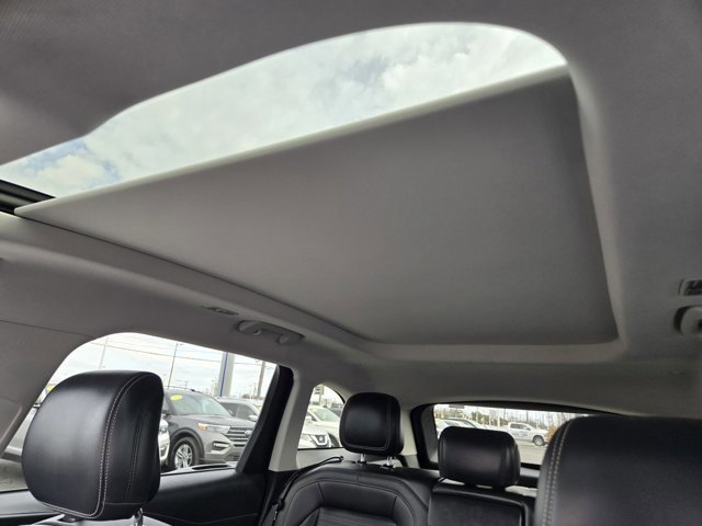 Used 2024 Lincoln Nautilus Reserve w/ Equipment Group 202A image 19