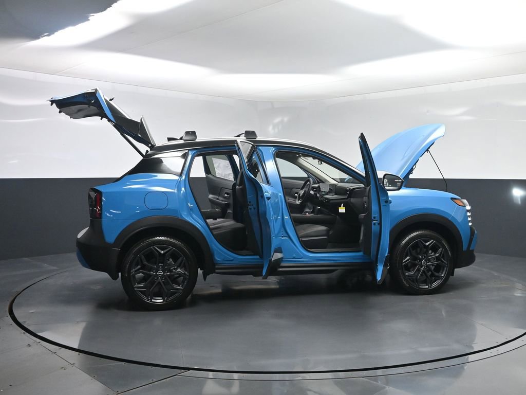 New 2026 Nissan Kicks SR w/ Cold Weather Package image 32