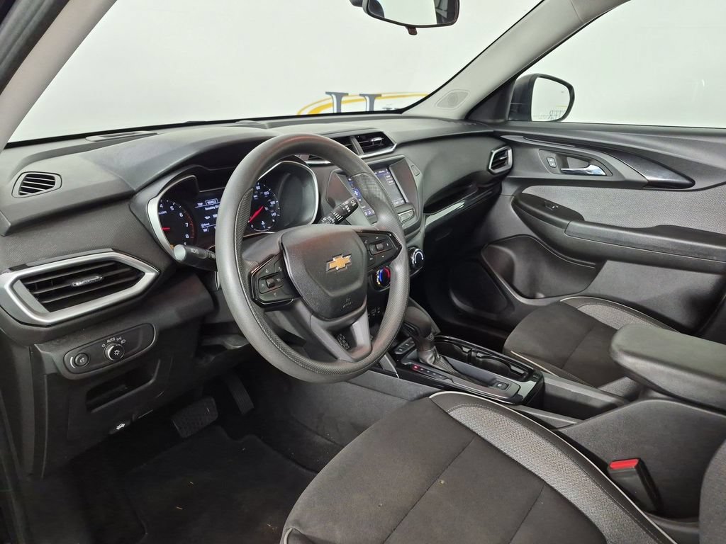 Used 2022 Chevrolet TrailBlazer LS FWD image 18