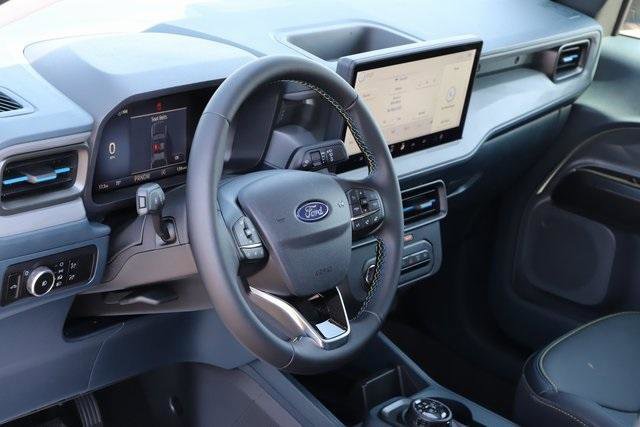 New 2025 Ford Maverick Lobo image 15