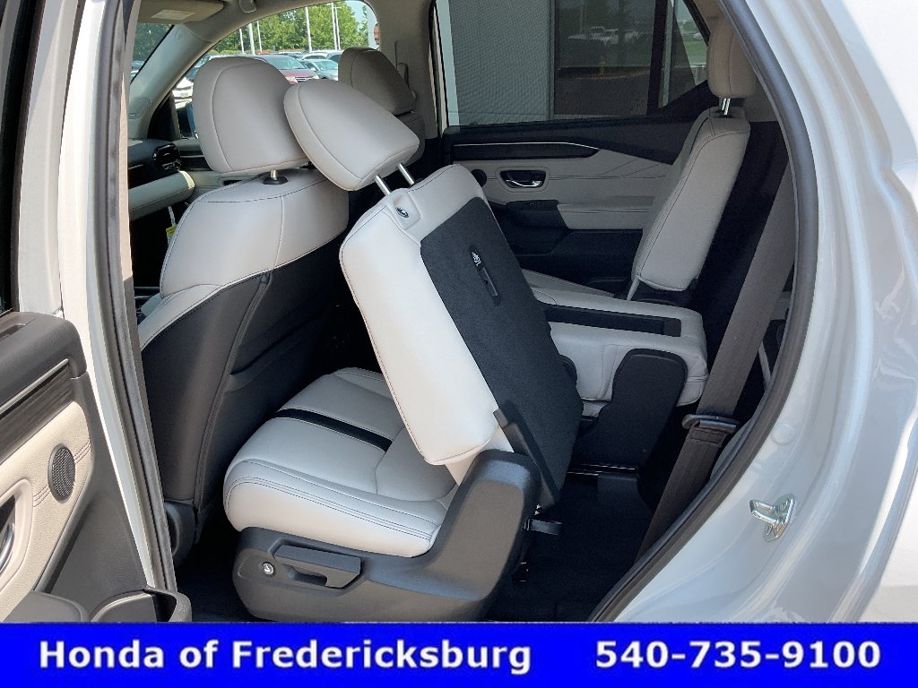 Certified 2026 Honda Pilot Touring image 27
