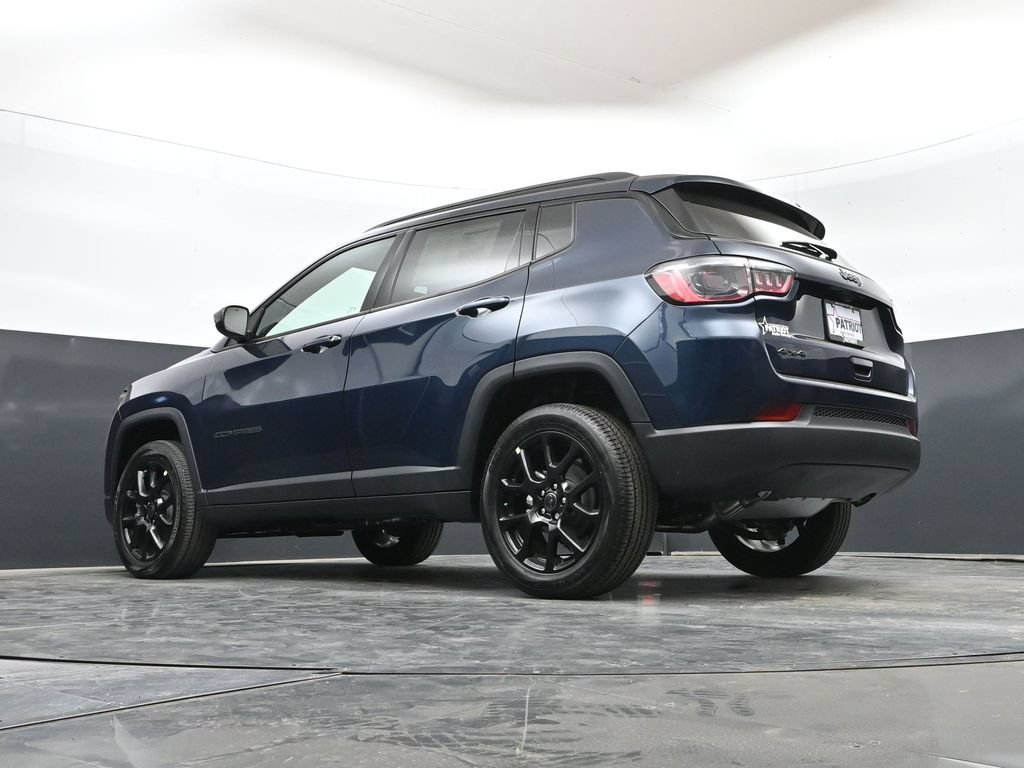 New 2026 Jeep Compass Latitude AWD/4WD image 40
