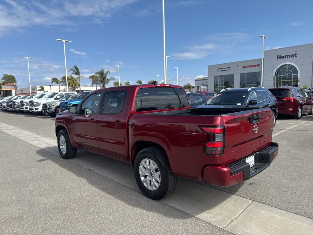 Used 2023 Nissan Frontier SV RWD image 6