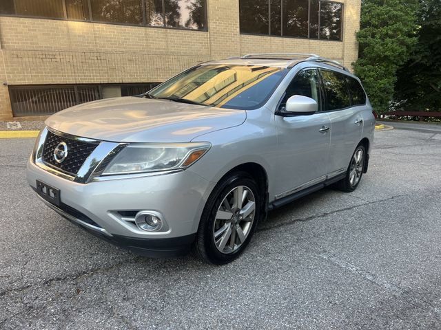 Used 2015 Nissan Pathfinder Platinum w/ Cargo Package AWD/4WD image 4