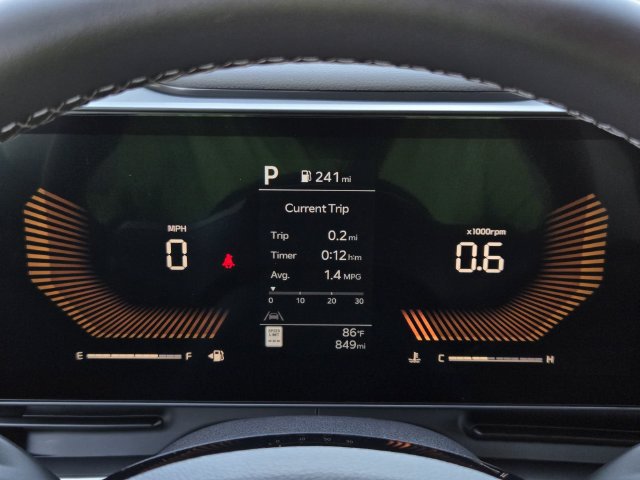 Used 2026 Kia Carnival FWD image 29