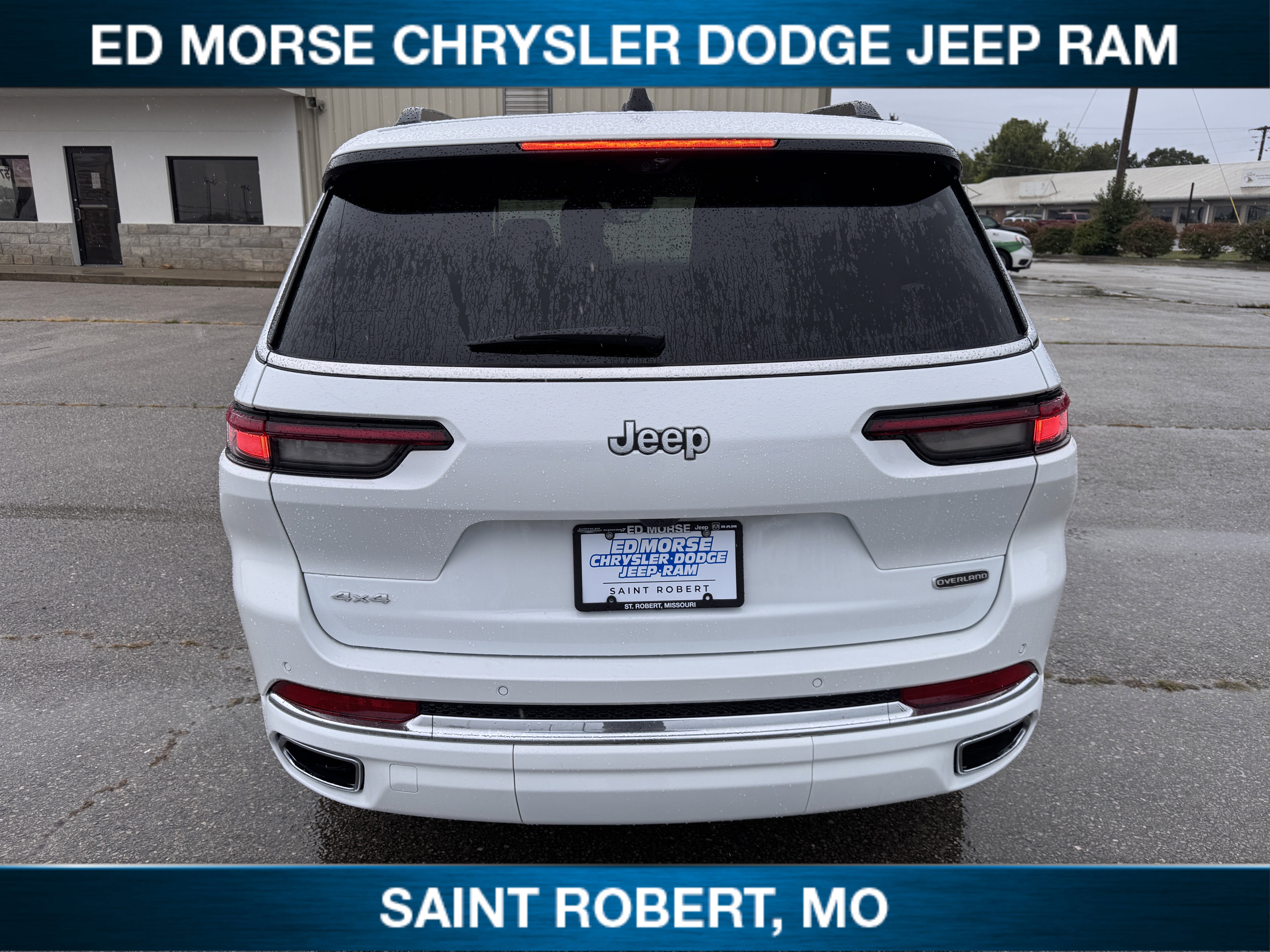 New 2025 Jeep Grand Cherokee L Overland w/ Luxury Tech Group IV image 3