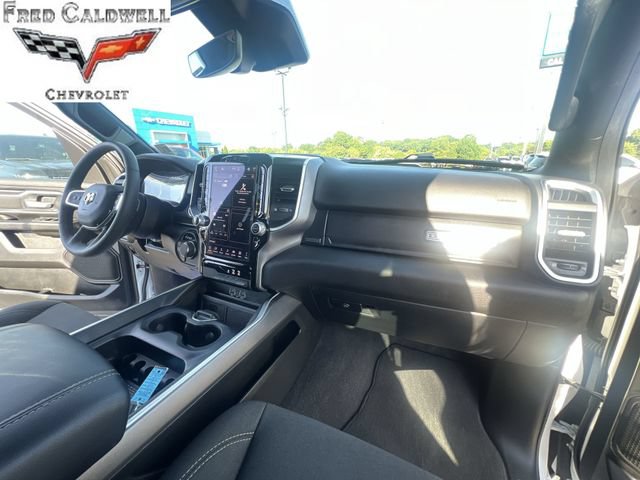 Used 2025 RAM 1500 Big Horn AWD/4WD image 35