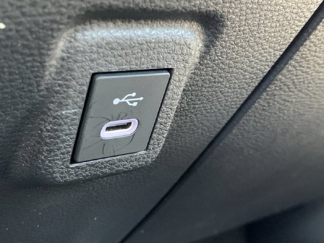 Used 2026 Toyota Corolla LE FWD image 11