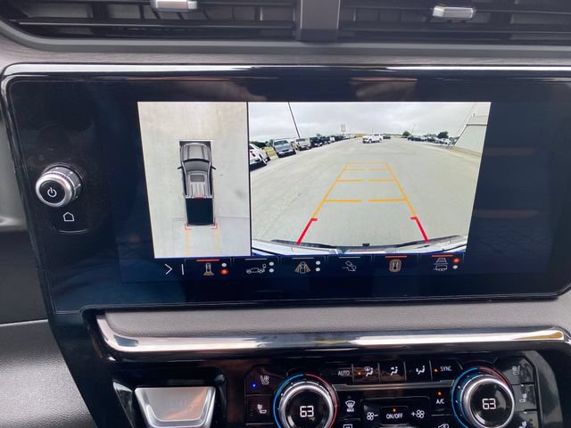 Used 2025 GMC Sierra 1500 AT4 w/ Technology Package AWD/4WD image 17