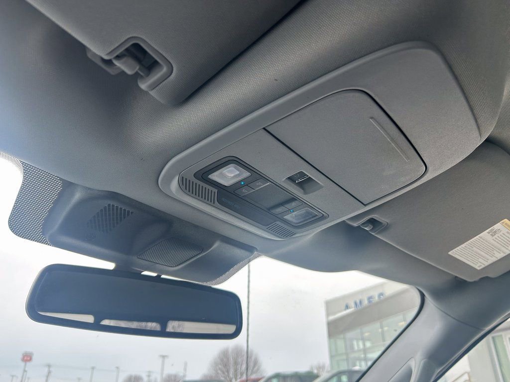 Certified 2022 Ford F150 XLT w/ Equipment Group 302A High image 22