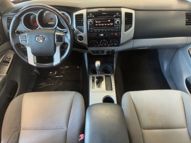 Used 2012 Toyota Tacoma 4x4 Access Cab w/ SR5 Pkg image 3