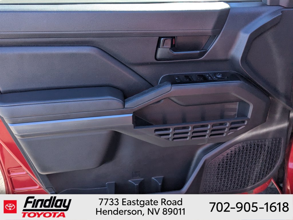 Certified 2025 Toyota Tacoma SR5 AWD/4WD image 19