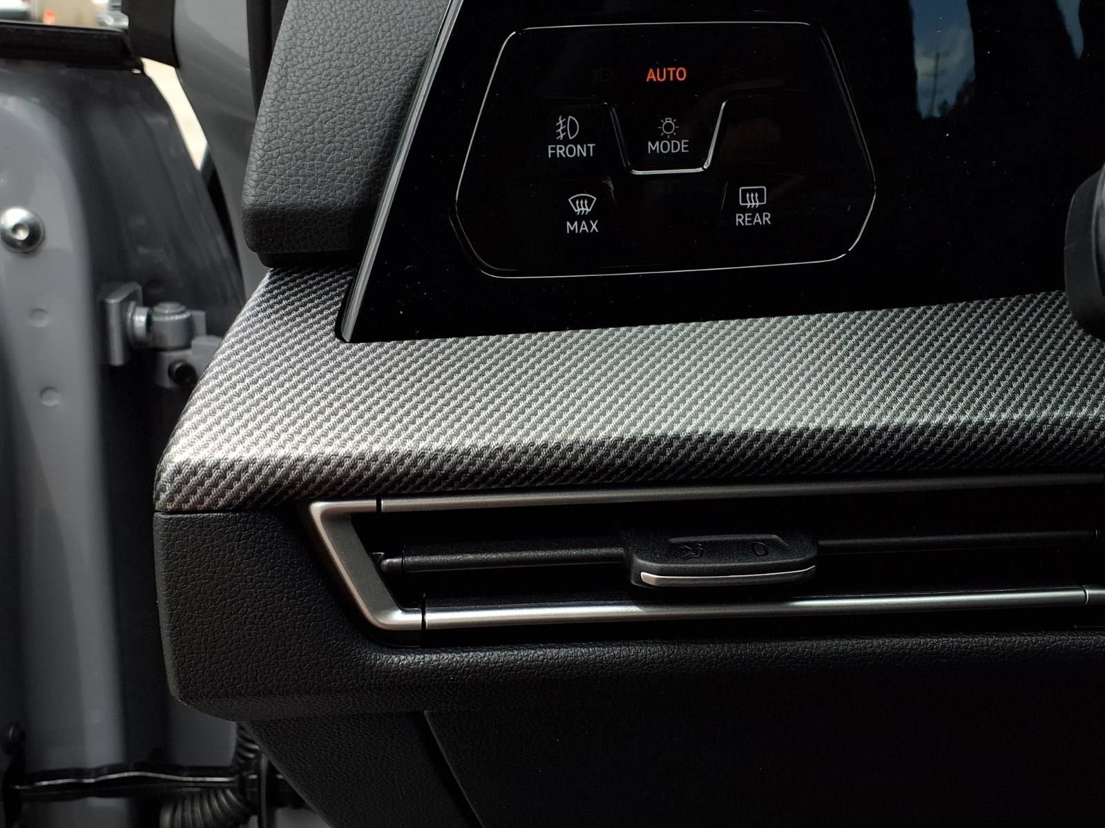 New 2026 Volkswagen GTI SE FWD image 15