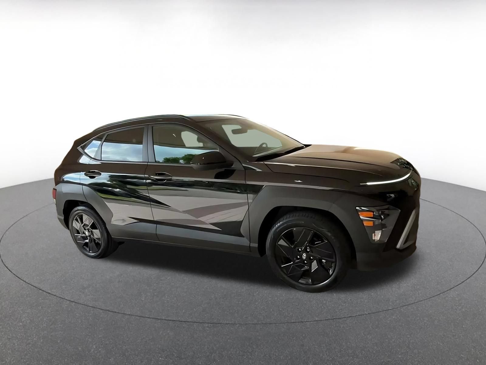 Used 2026 Hyundai Kona SEL Sport FWD image 2