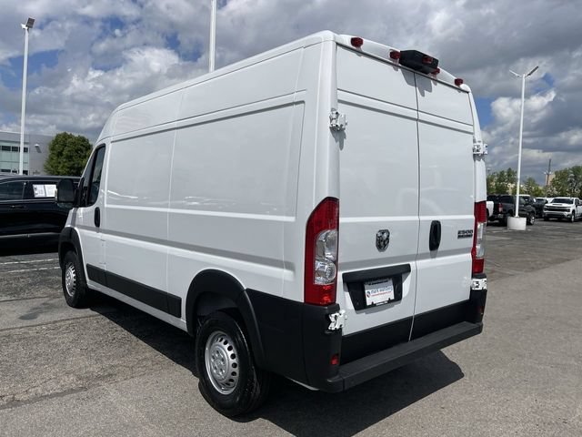 Used 2025 RAM ProMaster 2500 w/ Safety Group FWD image 10