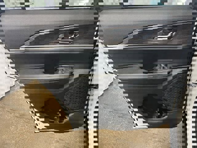 New 2025 Jeep Grand Cherokee Limited w/ Trailer Tow Package image 26