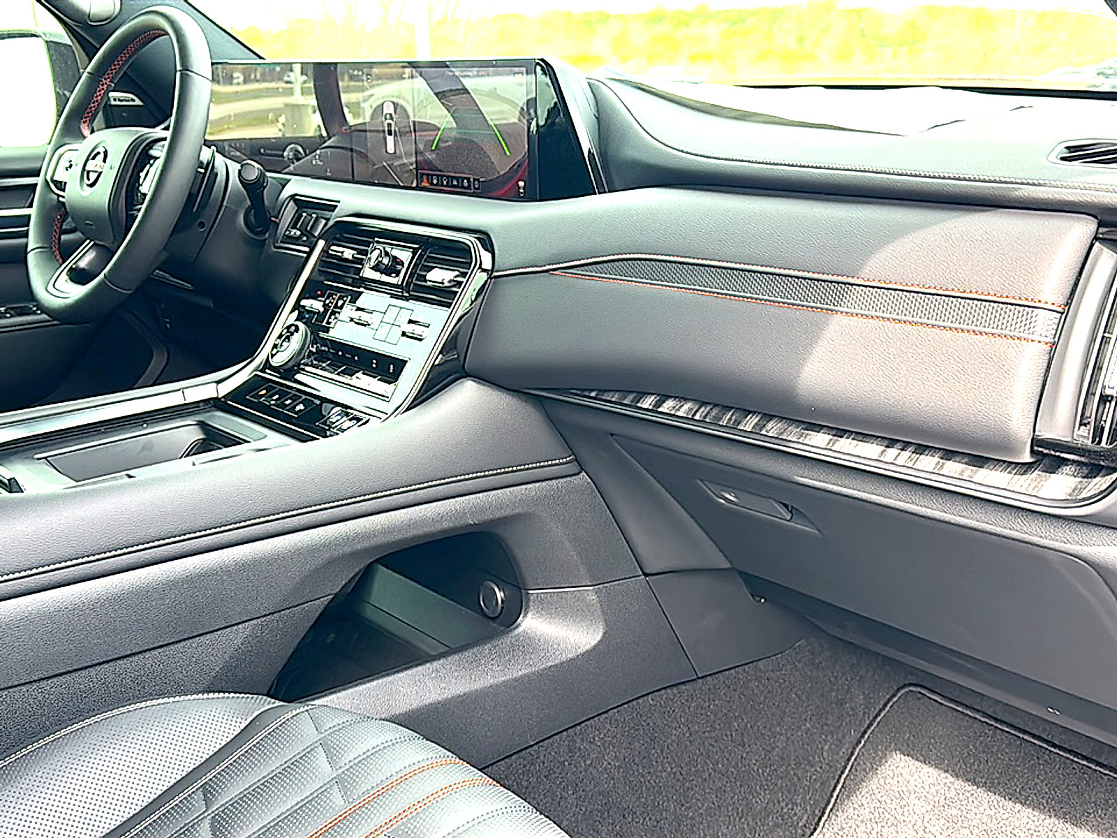 Used 2025 Nissan Armada PRO-4X image 23