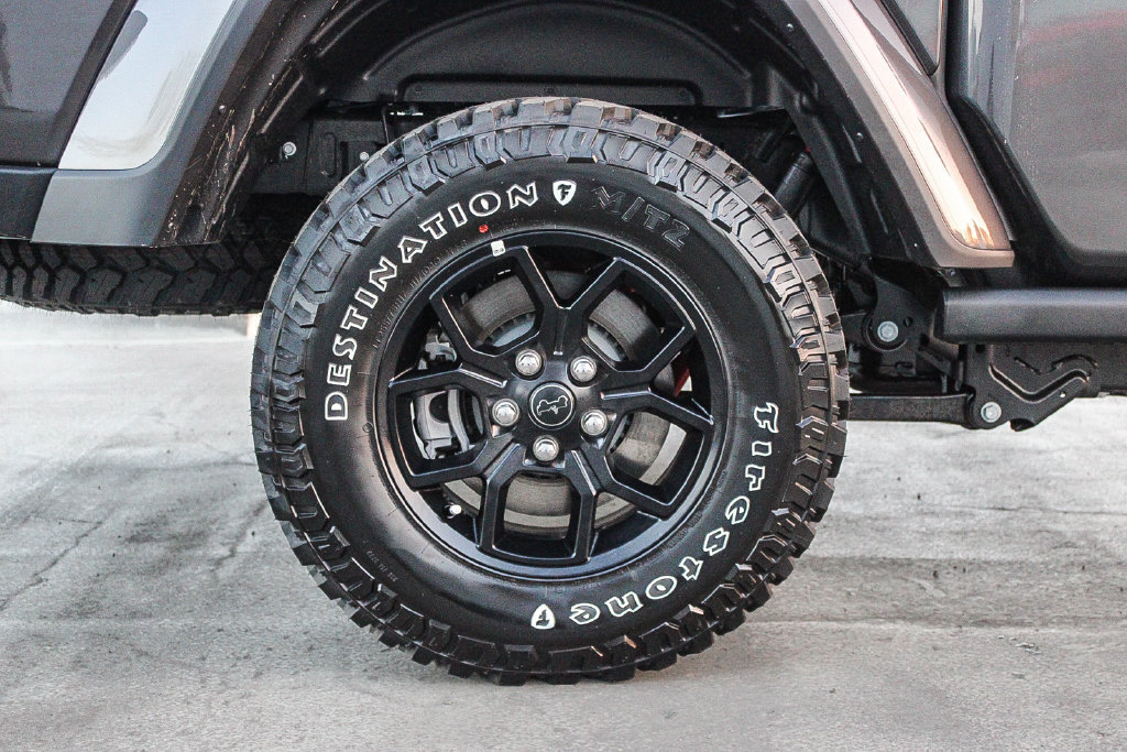 New 2026 Jeep Gladiator Sport AWD/4WD image 12