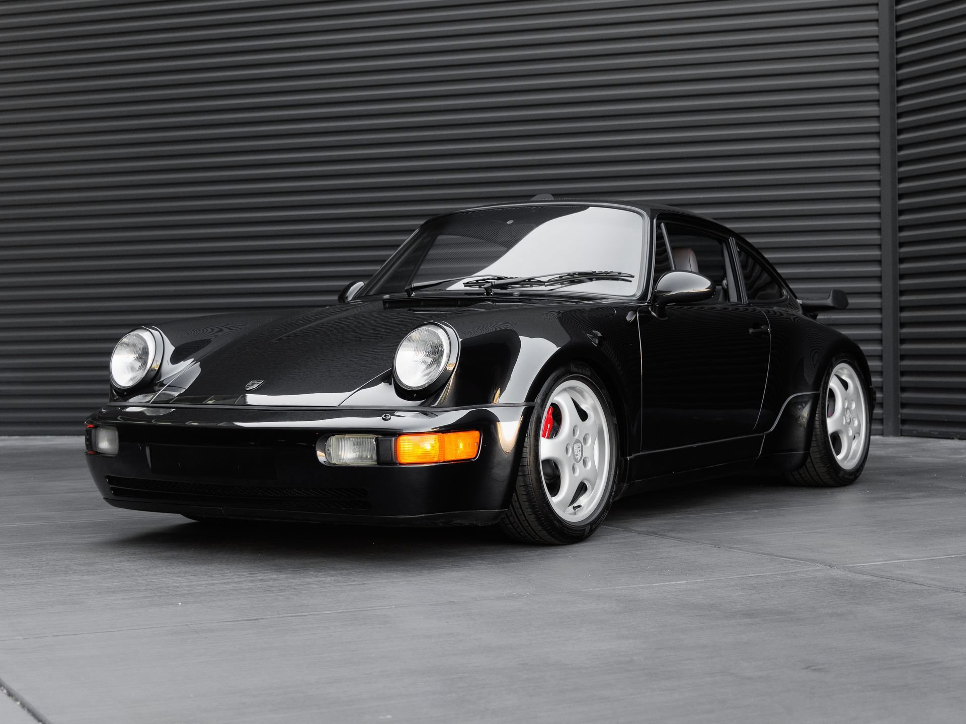 Used 1992 Porsche 911 Turbo RWD image 1
