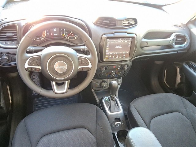 Used 2023 Jeep Renegade Latitude image 11