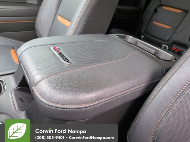 Used 2024 GMC Sierra 3500 AT4 w/ AT4 Premium Plus Package AWD/4WD image 19