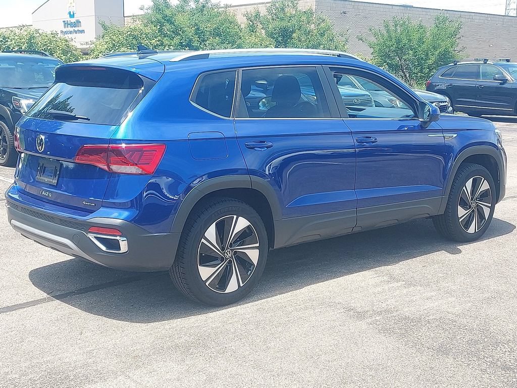 Used 2023 Volkswagen Taos SE AWD/4WD image 7