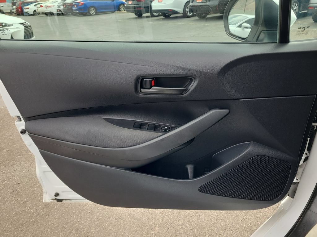 Used 2024 Toyota Corolla LE FWD image 18