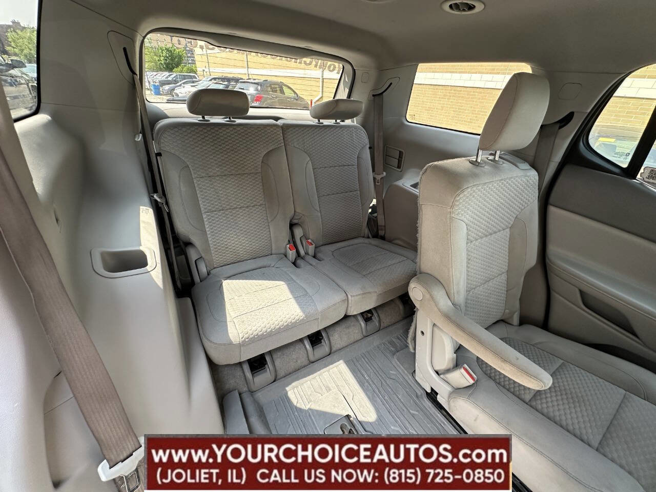 Used 2017 GMC Acadia SLE image 26