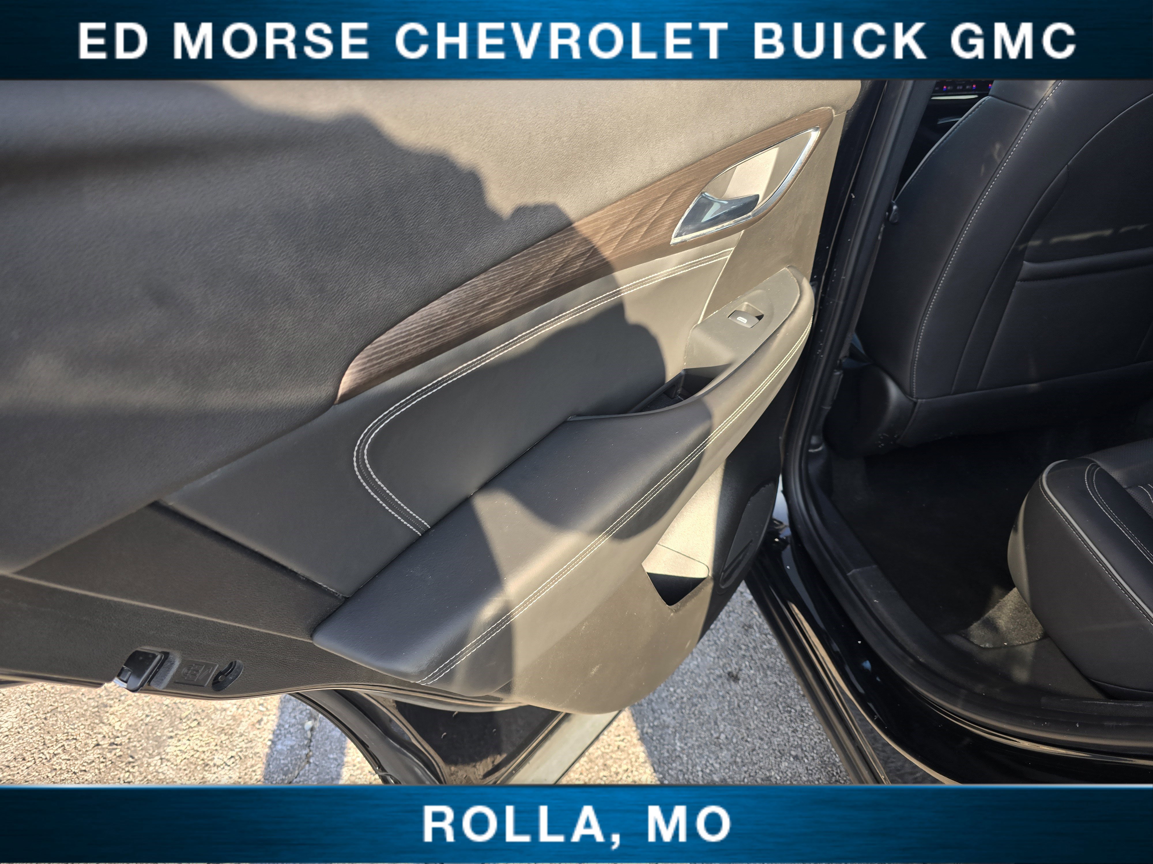 Used 2023 Buick Envision Avenir image 18