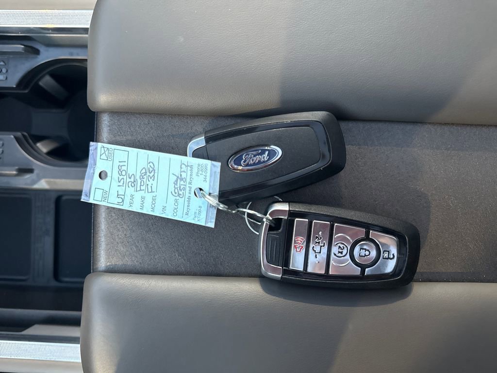 Used 2025 Ford F350 Platinum w/ Platinum Plus Package image 51