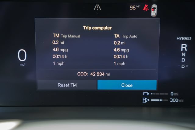 Certified 2023 Volvo XC90 T8 Ultimate w/ Lounge Package AWD/4WD image 42